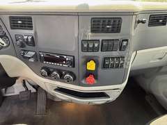 2021 Peterbilt 579 photo 6