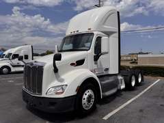 2021 Peterbilt 579 photo 2