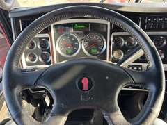 2025 Kenworth W900L photo 3