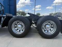 2021 Peterbilt 579 photo 8