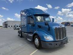 2021 Peterbilt 579 photo 1