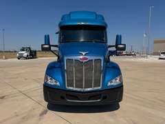 2022 Peterbilt 579 photo 7