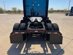 2022 Peterbilt 579 photo 5