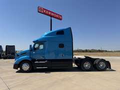 2022 Peterbilt 579 photo 8