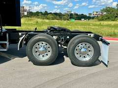 2022 Peterbilt 579 photo 4
