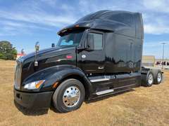 2022 Peterbilt 579 photo 6