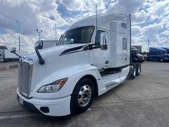 2023 Kenworth T680 photo 10
