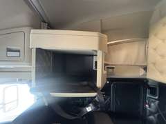 2023 Kenworth T680 photo 6