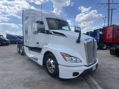 2023 Kenworth T680 photo 1