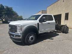 2027 Ford F450 photo 7