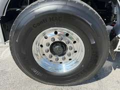 2027 Kenworth T880S photo 8