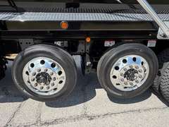 2027 Kenworth T880S photo 9