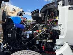 2027 Kenworth T880S photo 6