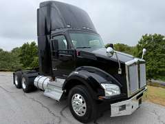 2020 Kenworth T880 photo 1