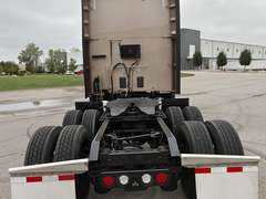 2023 Kenworth T680 photo 10