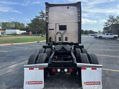 2023 Kenworth T680 photo 5
