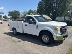 2017 Ford F250 photo 1