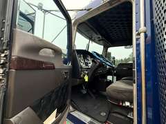 2021 Kenworth W900L photo 9