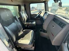 2020 Kenworth T270 photo 3