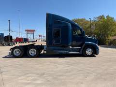 2023 Kenworth T680 photo 10