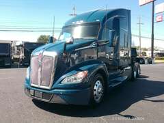 2023 Kenworth T680 photo 2