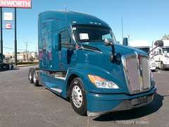 2023 Kenworth T680 photo 1