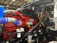 2027 Kenworth T880 photo 4