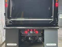 2027 Kenworth T880 photo 3