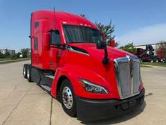 2024 Kenworth T680 photo 1