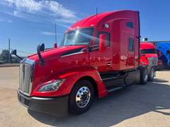 2024 Kenworth T680 photo 2