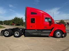 2023 Kenworth T680 photo 8