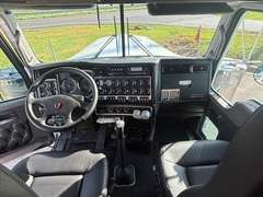 2027 Kenworth W900L photo 3