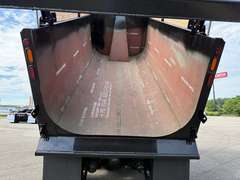 2027 Kenworth T880 photo 9