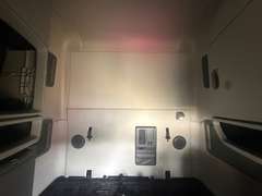 2022 Volvo VNL64T760 photo 9