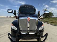 2023 Kenworth T680 photo 7