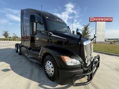 2023 Kenworth T680 photo 1