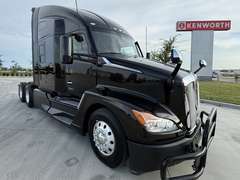 2023 Kenworth T680 photo 1