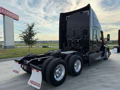 2023 Kenworth T680 photo 3
