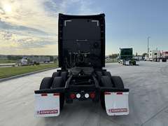 2023 Kenworth T680 photo 4