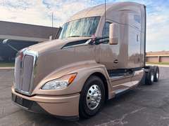 2023 Kenworth T680 photo 9