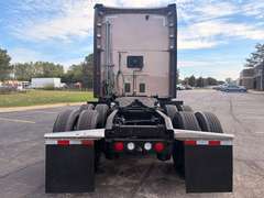 2023 Kenworth T680 photo 6