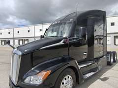 2023 Kenworth T680 photo 9