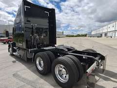 2023 Kenworth T680 photo 7