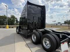 2023 Kenworth T680 photo 5