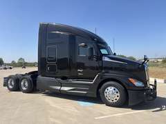 2023 Kenworth T680 photo 1