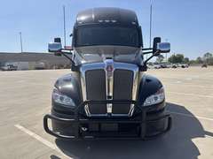 2023 Kenworth T680 photo 8