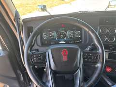 2023 Kenworth T680 photo 10