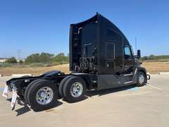 2023 Kenworth T680 photo 3