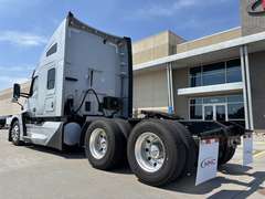 2023 Kenworth T680 photo 9