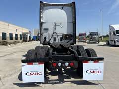 2023 Kenworth T680 photo 5